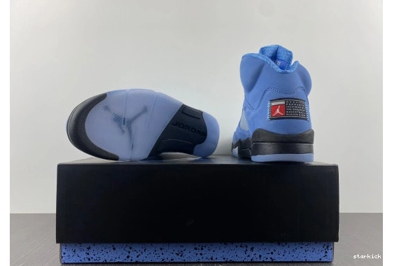 Air Jordan  DV1310-401 RETRO “UNC” 5 DV1310-401  0920